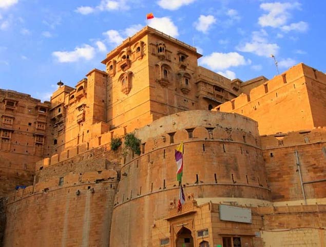 Explore the best of Jaisalmer in one go